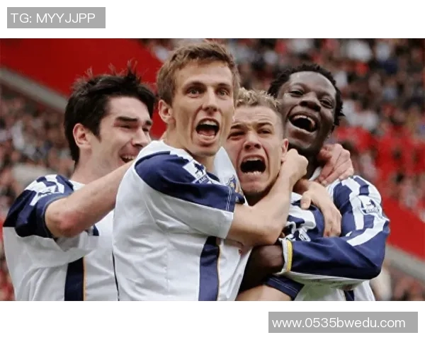 足球明星在场上风光无限却在日常生活中对筷子束手无策的幽默故事