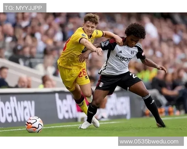 国外足球明星挑战野球运动展现不同风采与竞技魅力